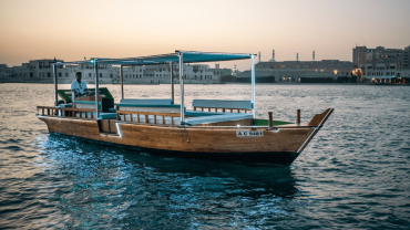 Abu Dhabi Sea Breeze Boat Tour
